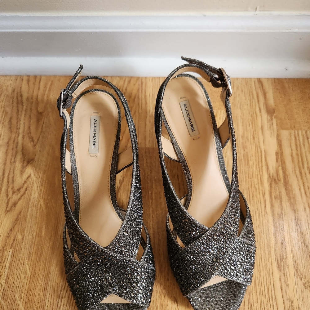 Formal shoe